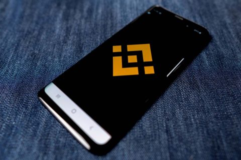 binance logo