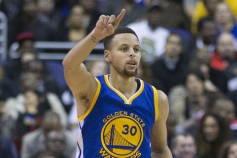 Stephen Curry dribbling 2016