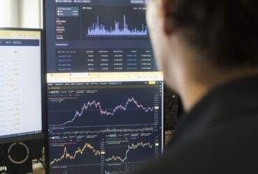 trader-kripto-grafik-370x250.jpg