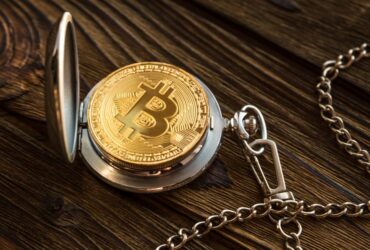 bitcoin-saat-zaman-370x250.jpg