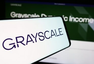 grayscale-6-370x250.jpg