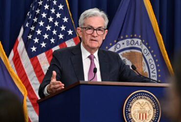 jerome-powell-16-370x250.jpg