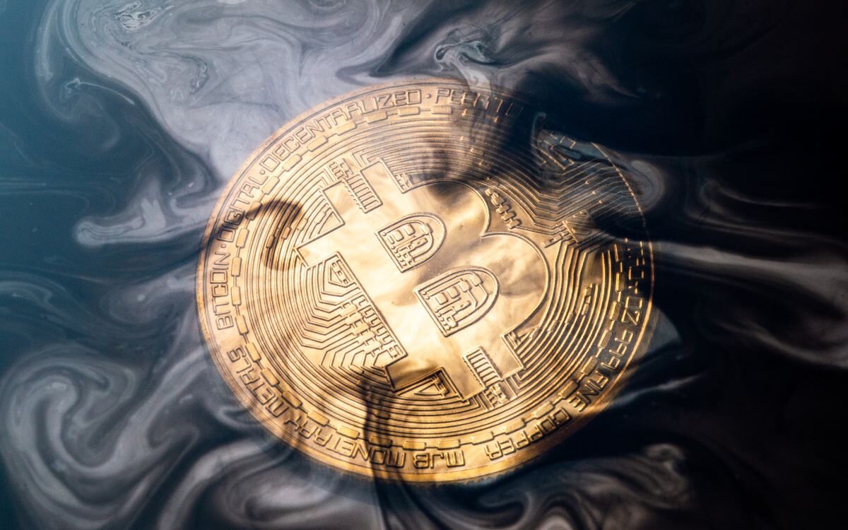 bitcoin 2025 12 26T235922.729