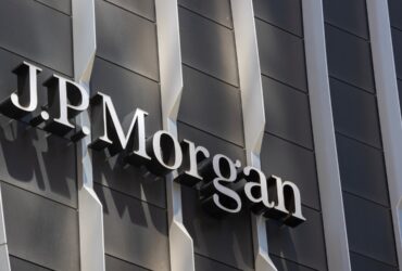 jpmorgan-4-370x250.jpg