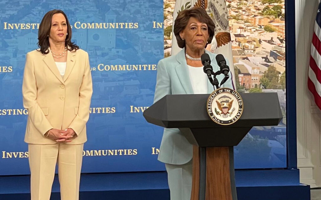 Demokrat vekilden SEC başkanı için talep: "Kripto adımları şüphelendiriyor, sorgulanmalı" 4 waters 55000