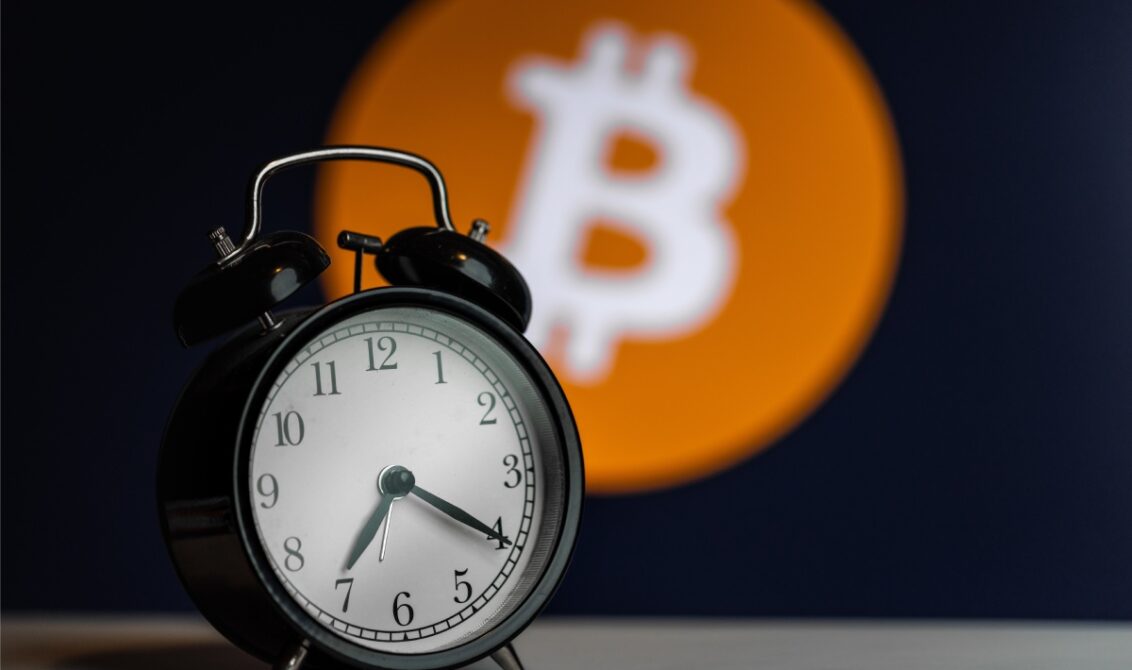 bitcoin zaman saat 1