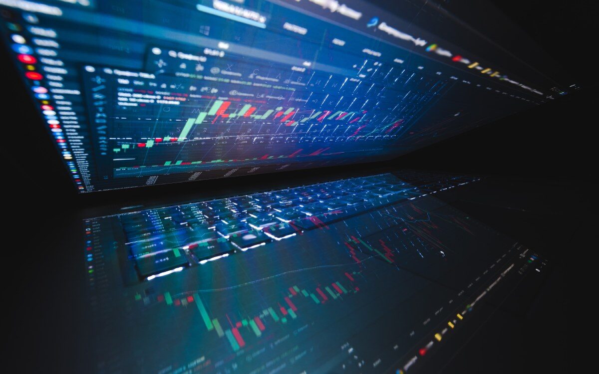 bilgisayar trade grafik trader