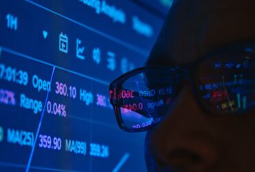 trader-13-370x250.jpg