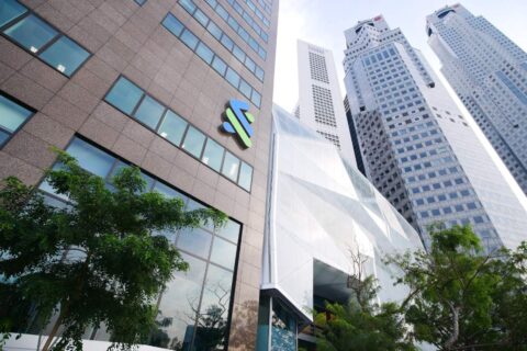 standard chartered 11