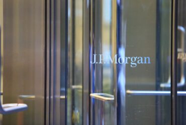 jpmorgan-6-370x250.jpg